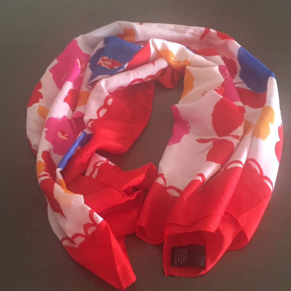 Rectangle flower print scarf